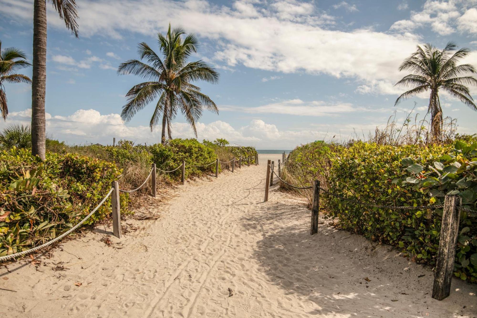 Renzzi On The Beach Miami Beach Ngoại thất bức ảnh